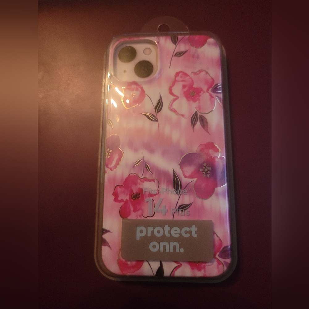 Iphone 14 plus pink floral case